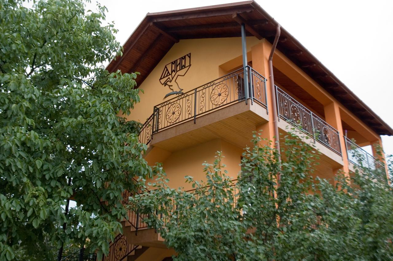 Turul Hotel Berehove  Exterior foto